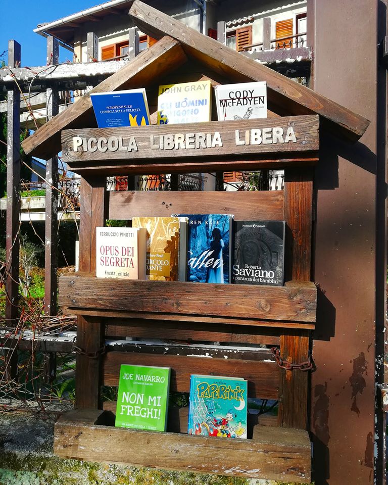 Adolescenti-e-lettura-piccola-libreria-libera-4