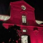 La Casina dell'Aquila a Pompei, illuminata di amaranto