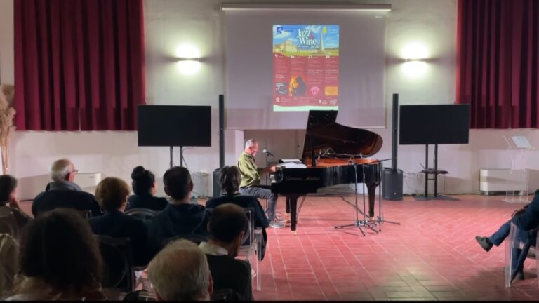 Un momento dell'esibizione di Lorenzo Hengeller al Real Sito di Carditello